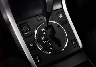 Подержанный автомобиль Suzuki Grand Vitara 2010 года (14 фото)