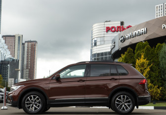 Подержанный автомобиль Volkswagen Tiguan 2021 года (6 фото)