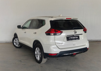 Подержанный автомобиль Nissan X-Trail 2019 года (4 фото)