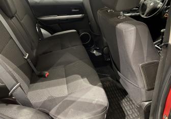 Подержанный автомобиль Suzuki Grand Vitara 2011 года (11 фото)