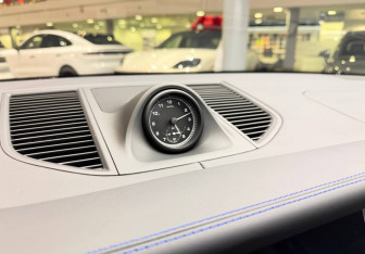 Новый Porsche Macan 2025 (17 фото)