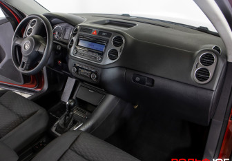 Подержанный автомобиль Volkswagen Tiguan 2011 года (7 фото)