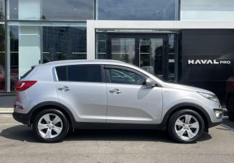 Подержанный автомобиль Kia Sportage 2013 года (4 фото)