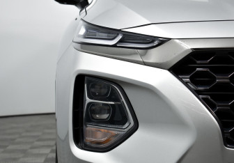 Подержанный автомобиль Hyundai Santa Fe 2020 года (7 фото)