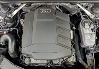 Подержанный автомобиль Audi A6 Sedan 2021 года (9 фото)