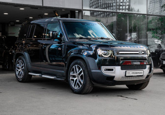 Подержанный автомобиль Land Rover Defender Suv 2020 года (3 фото)
