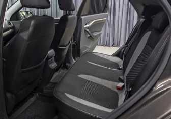 Подержанный автомобиль LADA (ВАЗ) Vesta Sedan 2019 года (12 фото)