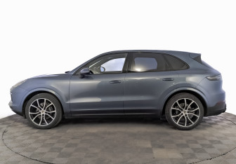 Подержанный автомобиль Porsche Cayenne 2019 года (8 фото)