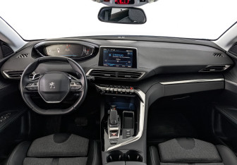 Подержанный автомобиль Peugeot 3008 2021 года (14 фото)