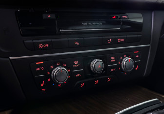 Подержанный автомобиль Audi A7 2014 года (24 фото)