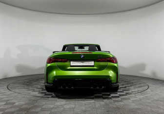Подержанный автомобиль BMW M4 Convertible 2024 года (4 фото)