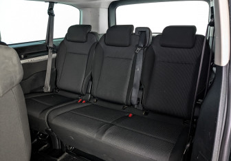 Подержанный автомобиль Peugeot Traveller 2021 года (12 фото)