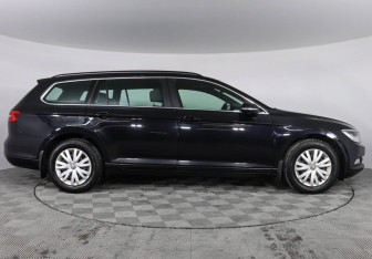 Подержанный автомобиль Volkswagen Passat Wagon 2016 года (4 фото)