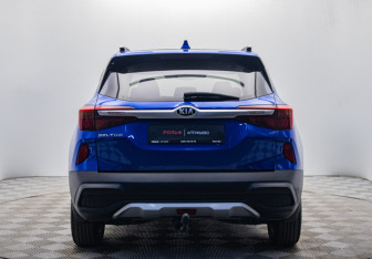 Подержанный автомобиль Kia Seltos 2021 года (4 фото)