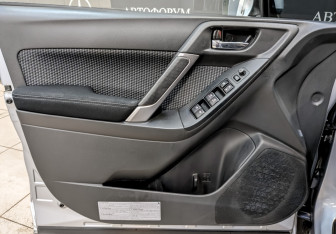 Подержанный автомобиль Subaru Forester Suv 2016 года (19 фото)