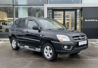 Подержанный автомобиль Kia Sportage 2009 года (3 фото)