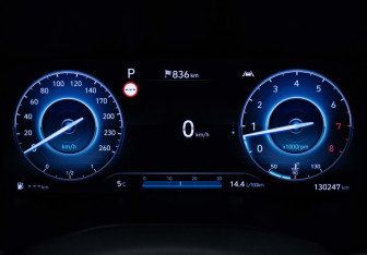 Подержанный автомобиль Hyundai Santa Fe 2021 года (12 фото)
