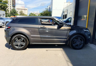 Подержанный автомобиль Land Rover Range Rover Evoque 2012 года (4 фото)