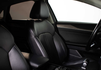 Подержанный автомобиль Kia K5 2020 года (12 фото)