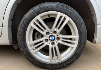 Подержанный автомобиль BMW X3 2014 года (9 фото)