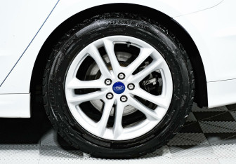 Подержанный автомобиль Ford Mondeo Sedan 2019 года (6 фото)