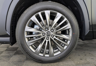 Новый Toyota Highlander 2025 (7 фото)