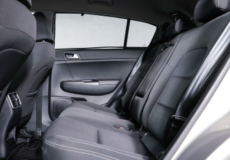 Подержанный автомобиль Kia Sportage 2016 года (19 фото)