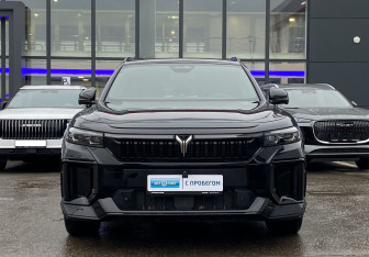 Подержанный автомобиль Voyah Free 2025 года (2 фото)