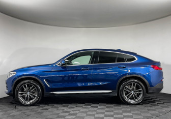 Подержанный автомобиль BMW X4 2020 года (5 фото)
