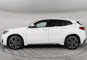 Подержанный автомобиль BMW X2 2021 года (5 фото)
