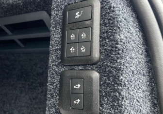 Подержанный автомобиль Land Rover Range Rover 2019 года (31 фото)