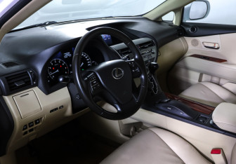 Подержанный автомобиль Lexus RX 2012 года (15 фото)