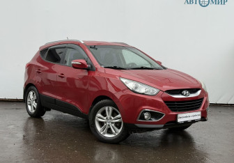 Подержанный автомобиль Hyundai ix35 2010 года (3 фото)