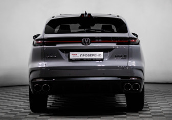 Подержанный автомобиль Changan UNI-K 2023 года (6 фото)