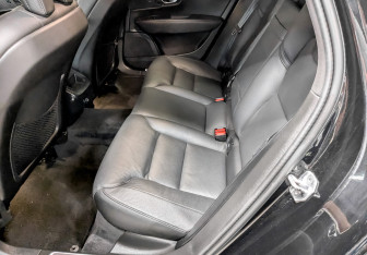 Подержанный автомобиль Volvo S90 2020 года (12 фото)