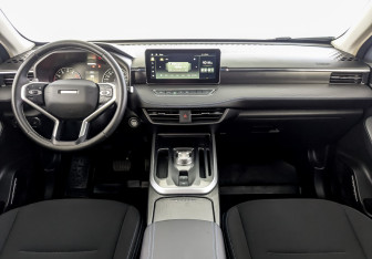 Подержанный автомобиль Haval Jolion 2024 года (14 фото)
