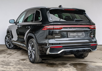 Подержанный автомобиль Geely Monjaro 2024 года (7 фото)