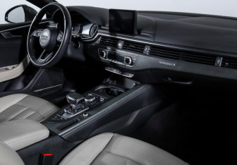 Подержанный автомобиль Audi A5 Coupe 2016 года (9 фото)