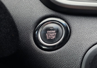 Подержанный автомобиль Kia Sorento 2017 года (16 фото)