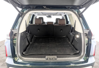 Подержанный автомобиль Exeed VX 2022 года (10 фото)