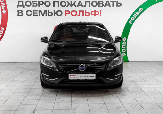 Подержанный автомобиль Volvo S60 2014 года (2 фото)
