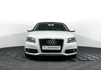Подержанный автомобиль Audi A3 Hatchback 2012 года (2 фото)