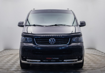 Подержанный автомобиль Volkswagen Multivan 2006 года (6 фото)