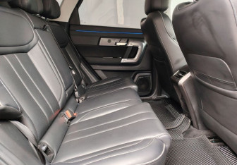 Подержанный автомобиль Jaecoo J7 2023 года (11 фото)