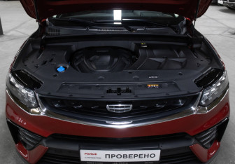 Подержанный автомобиль Geely Tugella 2022 года (9 фото)