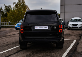 Подержанный автомобиль Land Rover Range Rover 2019 года (7 фото)