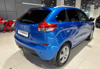 Подержанный автомобиль LADA (ВАЗ) XRAY 2021 года (3 фото)