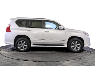 Подержанный автомобиль Lexus GX 2012 года (4 фото)
