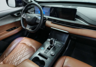 Подержанный автомобиль Chery Tiggo 8 Pro Max 2022 года (10 фото)