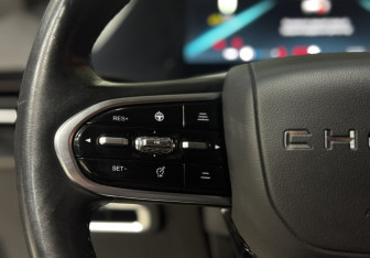 Подержанный автомобиль Omoda C5 2022 года (16 фото)